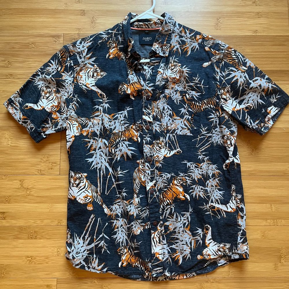 Men's Short Sleeve button down Tiger print shirt